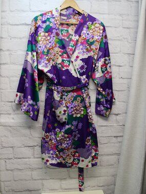 Layla Vibrant Purple Pink Wrap Tie 3/4 Kimono Sleeve Satin Robe One Size